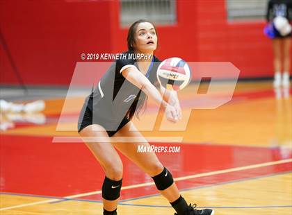 Thumbnail 1 in Midlothian vs Forney (UIL 5A Regional Quarterfinal) photogallery.