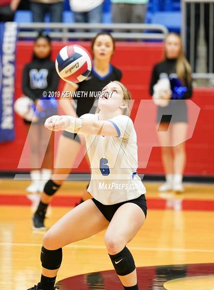 Thumbnail 3 in Midlothian vs Forney (UIL 5A Regional Quarterfinal) photogallery.