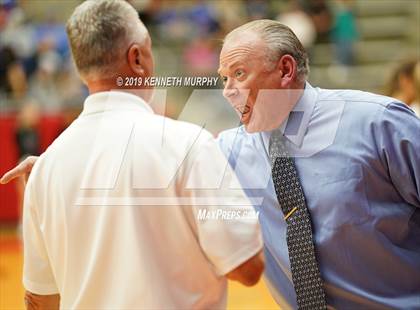 Thumbnail 2 in Midlothian vs Forney (UIL 5A Regional Quarterfinal) photogallery.