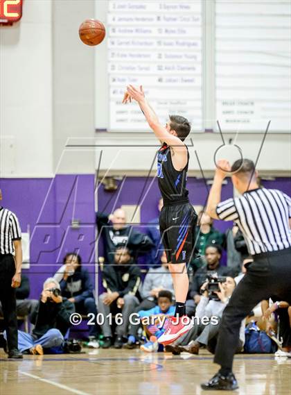 Thumbnail 1 in Folsom @ Sacramento (CIF NorCal Regional Open Division Quarterfinal) photogallery.