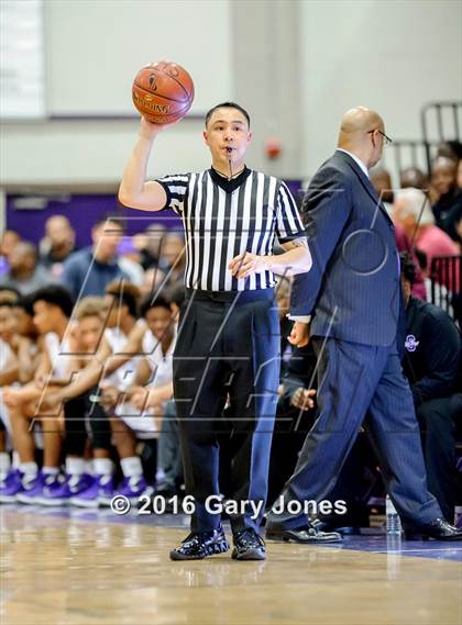 Thumbnail 2 in Folsom @ Sacramento (CIF NorCal Regional Open Division Quarterfinal) photogallery.