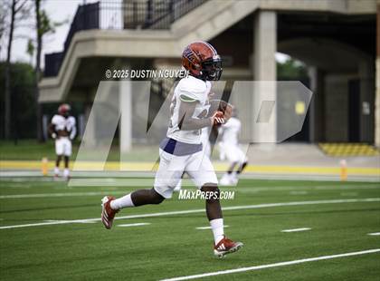 Thumbnail 1 in Benjamin Davis @ Cypress Lakes photogallery.
