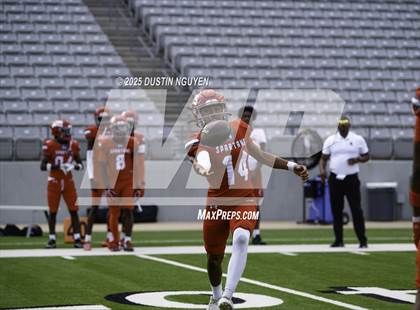 Thumbnail 3 in Benjamin Davis @ Cypress Lakes photogallery.