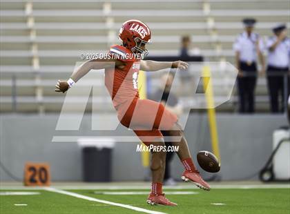 Thumbnail 3 in Benjamin Davis @ Cypress Lakes photogallery.