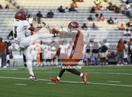Thumbnail 1 in Benjamin Davis @ Cypress Lakes photogallery.