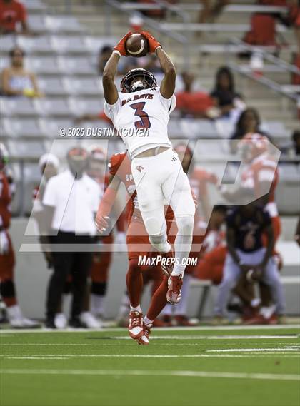 Thumbnail 2 in Benjamin Davis @ Cypress Lakes photogallery.