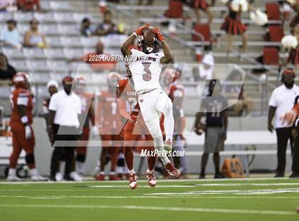 Thumbnail 3 in Benjamin Davis @ Cypress Lakes photogallery.