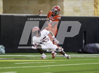 Thumbnail 3 in Benjamin Davis @ Cypress Lakes photogallery.