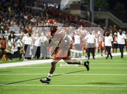 Thumbnail 3 in Benjamin Davis @ Cypress Lakes photogallery.