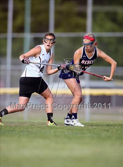 Thumbnail 3 in New Fairfield vs East Lyme (CIAC Class M Quarterfinal) photogallery.