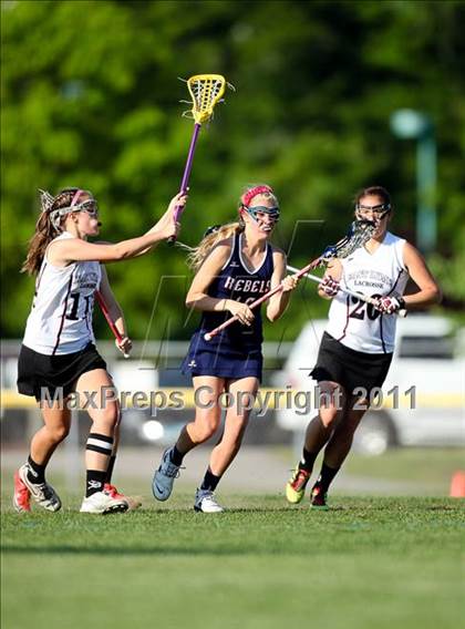Thumbnail 2 in New Fairfield vs East Lyme (CIAC Class M Quarterfinal) photogallery.