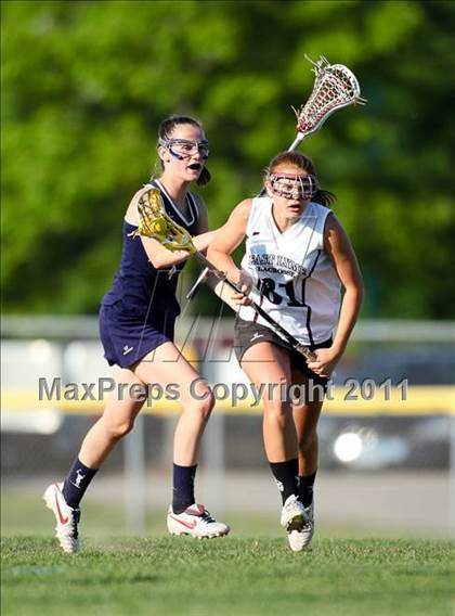 Thumbnail 3 in New Fairfield vs East Lyme (CIAC Class M Quarterfinal) photogallery.