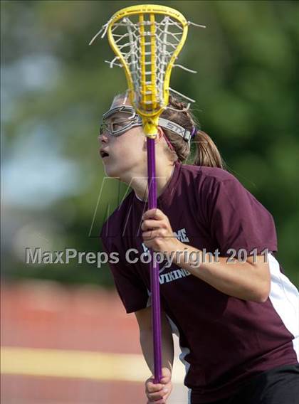 Thumbnail 2 in New Fairfield vs East Lyme (CIAC Class M Quarterfinal) photogallery.