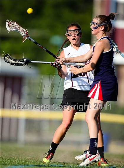 Thumbnail 2 in New Fairfield vs East Lyme (CIAC Class M Quarterfinal) photogallery.