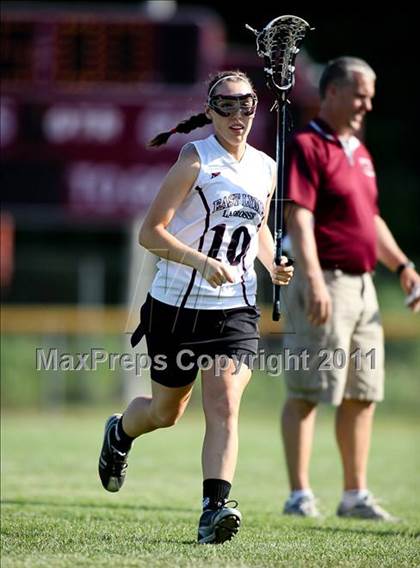 Thumbnail 2 in New Fairfield vs East Lyme (CIAC Class M Quarterfinal) photogallery.