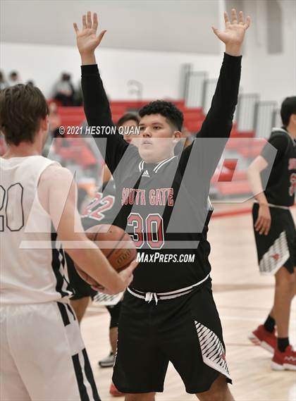 Thumbnail 1 in Sonora vs. South Gate (Rumble 4 Rosecrans) photogallery.