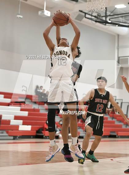 Thumbnail 3 in Sonora vs. South Gate (Rumble 4 Rosecrans) photogallery.