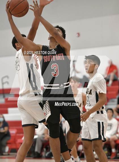 Thumbnail 2 in Sonora vs. South Gate (Rumble 4 Rosecrans) photogallery.