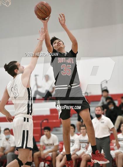 Thumbnail 1 in Sonora vs. South Gate (Rumble 4 Rosecrans) photogallery.
