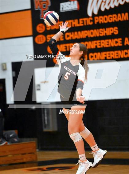 Thumbnail 1 in Winter Park vs Hagerty (FHSAA 7A Region 1 Regional Semifinal) photogallery.