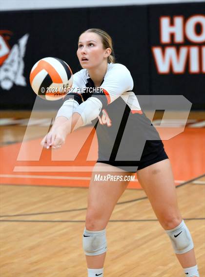 Thumbnail 2 in Winter Park vs Hagerty (FHSAA 7A Region 1 Regional Semifinal) photogallery.