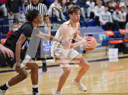Thumbnail 1 in Cypress Woods vs. Klein Oak (UIL 6A Bi-District Playoff) photogallery.