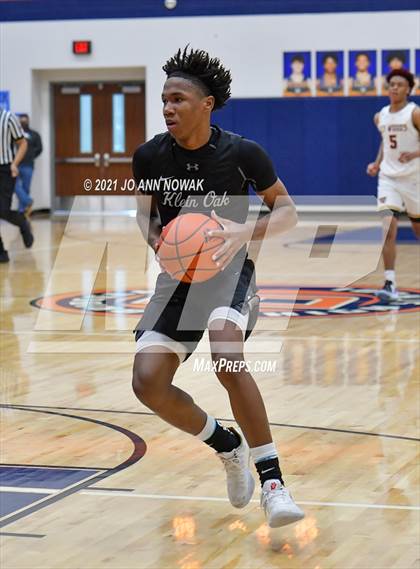 Thumbnail 1 in Cypress Woods vs. Klein Oak (UIL 6A Bi-District Playoff) photogallery.