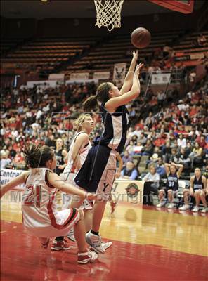 Thumbnail 3 in Hanford vs. Yosemite (CIF CS D3 Final) photogallery.