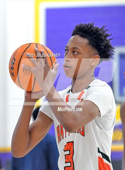 Thumbnail 2 in Mojave vs Democracy Prep (Battle Born Classic) photogallery.