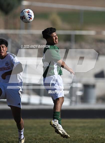 Thumbnail 1 in Hug vs. Coronado (NIAA 5A Championship) photogallery.