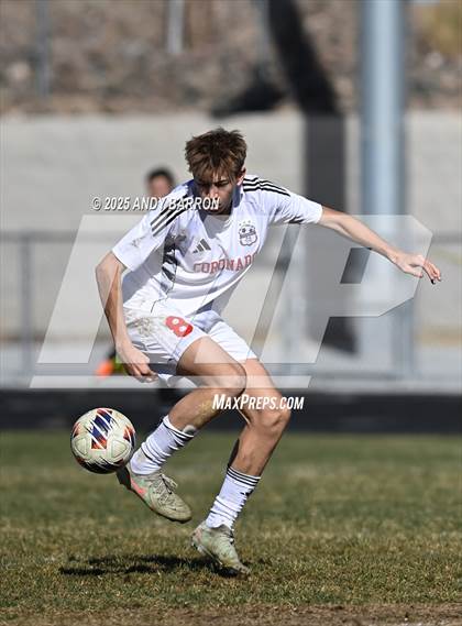 Thumbnail 2 in Hug vs. Coronado (NIAA 5A Championship) photogallery.