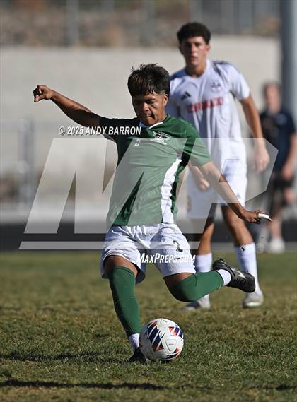 Thumbnail 1 in Hug vs. Coronado (NIAA 5A Championship) photogallery.