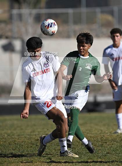 Thumbnail 2 in Hug vs. Coronado (NIAA 5A Championship) photogallery.