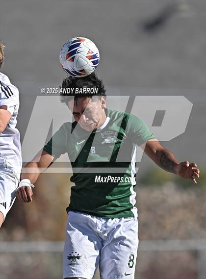 Thumbnail 3 in Hug vs. Coronado (NIAA 5A Championship) photogallery.