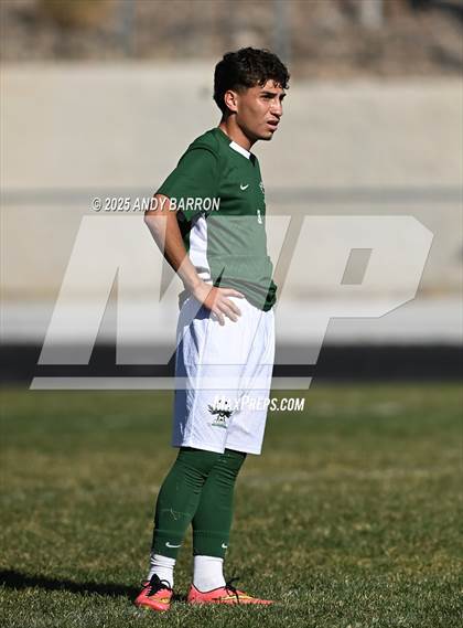 Thumbnail 3 in Hug vs. Coronado (NIAA 5A Championship) photogallery.