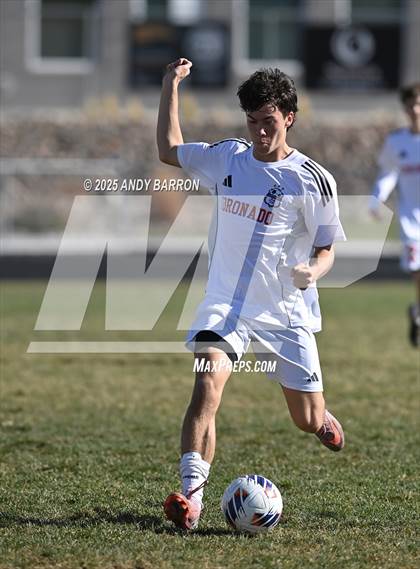 Thumbnail 2 in Hug vs. Coronado (NIAA 5A Championship) photogallery.