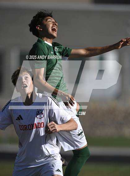 Thumbnail 2 in Hug vs. Coronado (NIAA 5A Championship) photogallery.