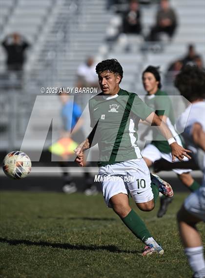 Thumbnail 2 in Hug vs. Coronado (NIAA 5A Championship) photogallery.