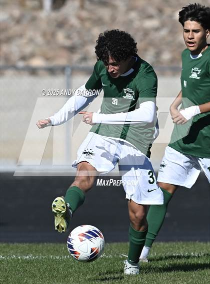 Thumbnail 1 in Hug vs. Coronado (NIAA 5A Championship) photogallery.