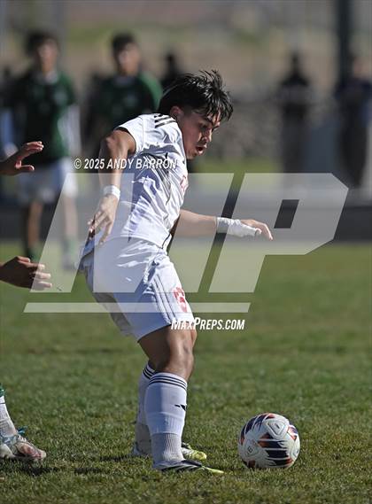 Thumbnail 1 in Hug vs. Coronado (NIAA 5A Championship) photogallery.