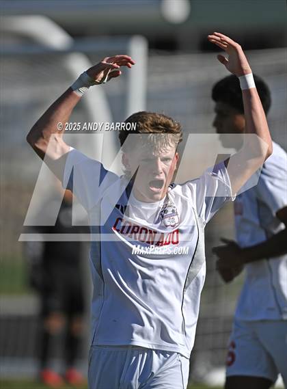 Thumbnail 3 in Hug vs. Coronado (NIAA 5A Championship) photogallery.