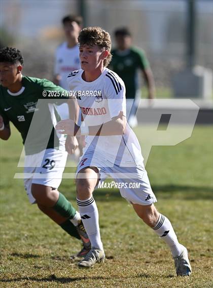 Thumbnail 3 in Hug vs. Coronado (NIAA 5A Championship) photogallery.