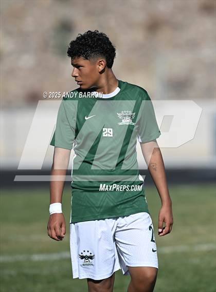 Thumbnail 3 in Hug vs. Coronado (NIAA 5A Championship) photogallery.