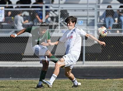 Thumbnail 1 in Hug vs. Coronado (NIAA 5A Championship) photogallery.