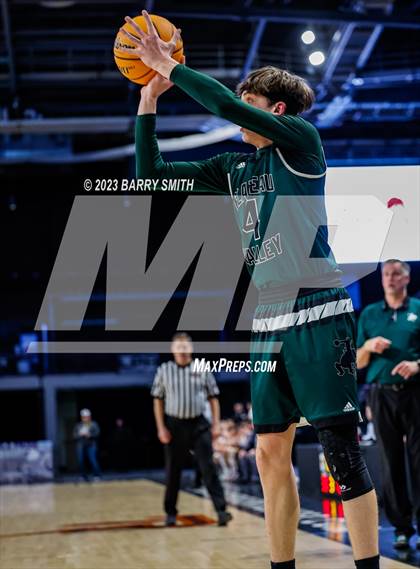 Thumbnail 3 in Wray vs. Plateau Valley (CHSAA 2A Great 8) photogallery.