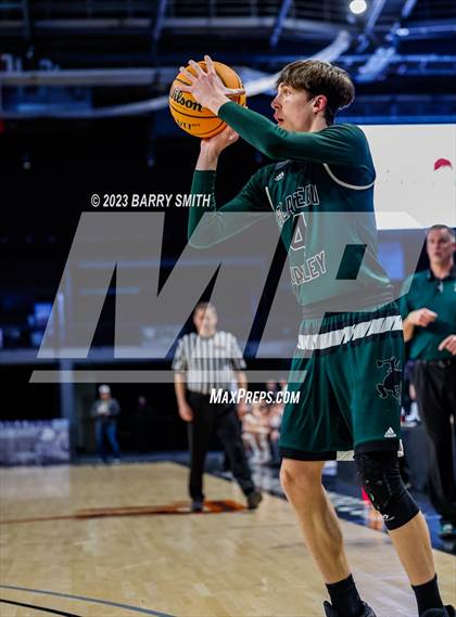 Thumbnail 2 in Wray vs. Plateau Valley (CHSAA 2A Great 8) photogallery.