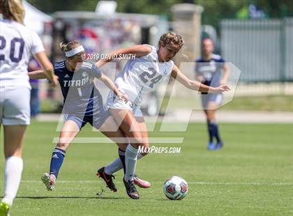 Thumbnail 3 in Lee's Summit West vs Howell Central (MSHSAA Class 4 Third Place) photogallery.