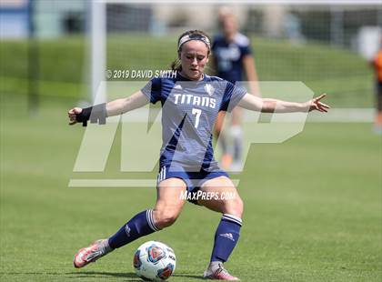 Thumbnail 1 in Lee's Summit West vs Howell Central (MSHSAA Class 4 Third Place) photogallery.