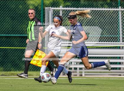 Thumbnail 3 in Lee's Summit West vs Howell Central (MSHSAA Class 4 Third Place) photogallery.