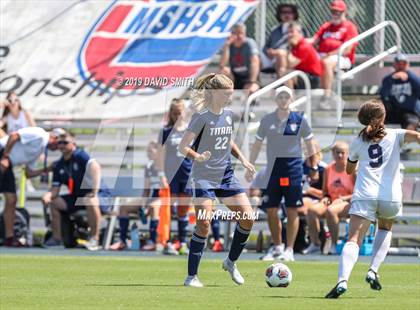 Thumbnail 2 in Lee's Summit West vs Howell Central (MSHSAA Class 4 Third Place) photogallery.